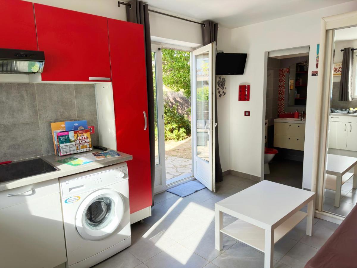 Studio Au Calme Tout Confort Proche Des Plages - Jardin Wifi Parking Fréjus Екстериор снимка